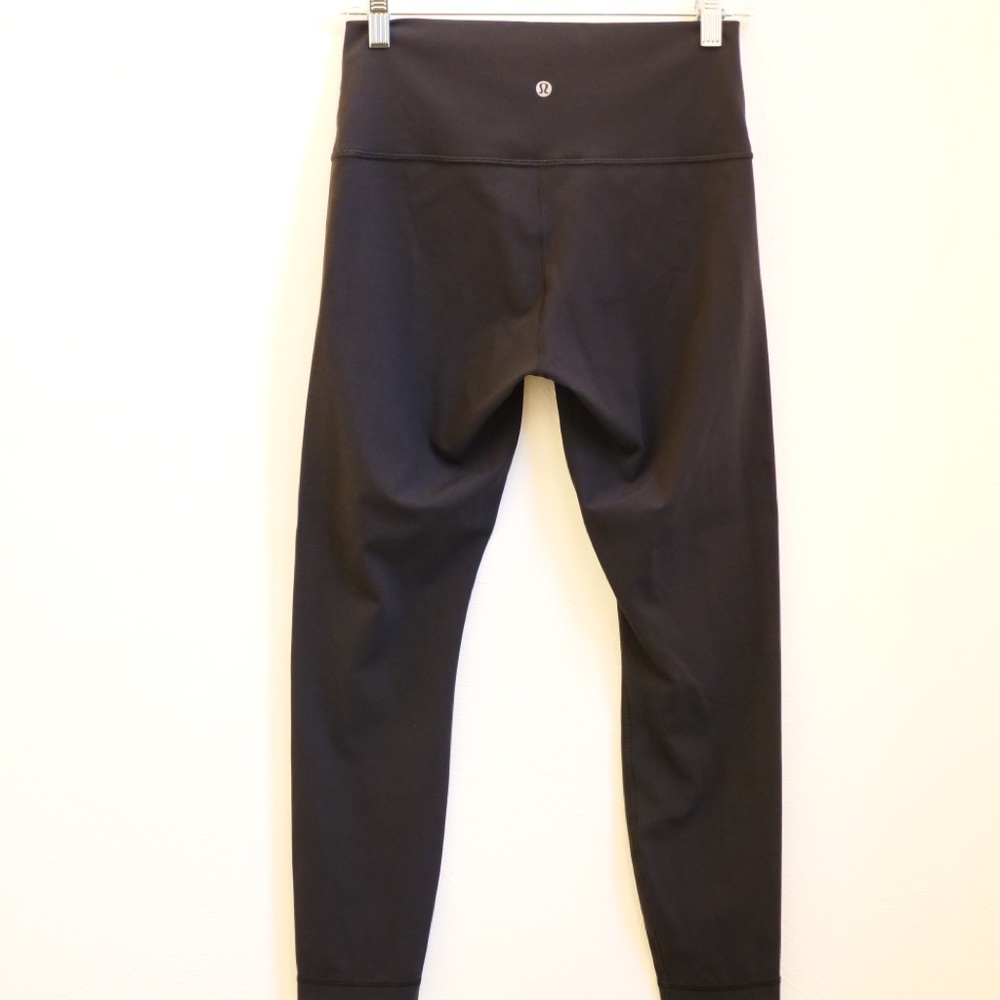 Lululemon leggings. Black size 8